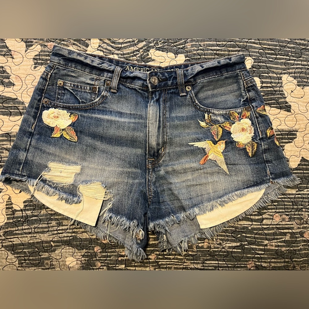 American Eagle Vintage Hi-Rise Festival Shorts